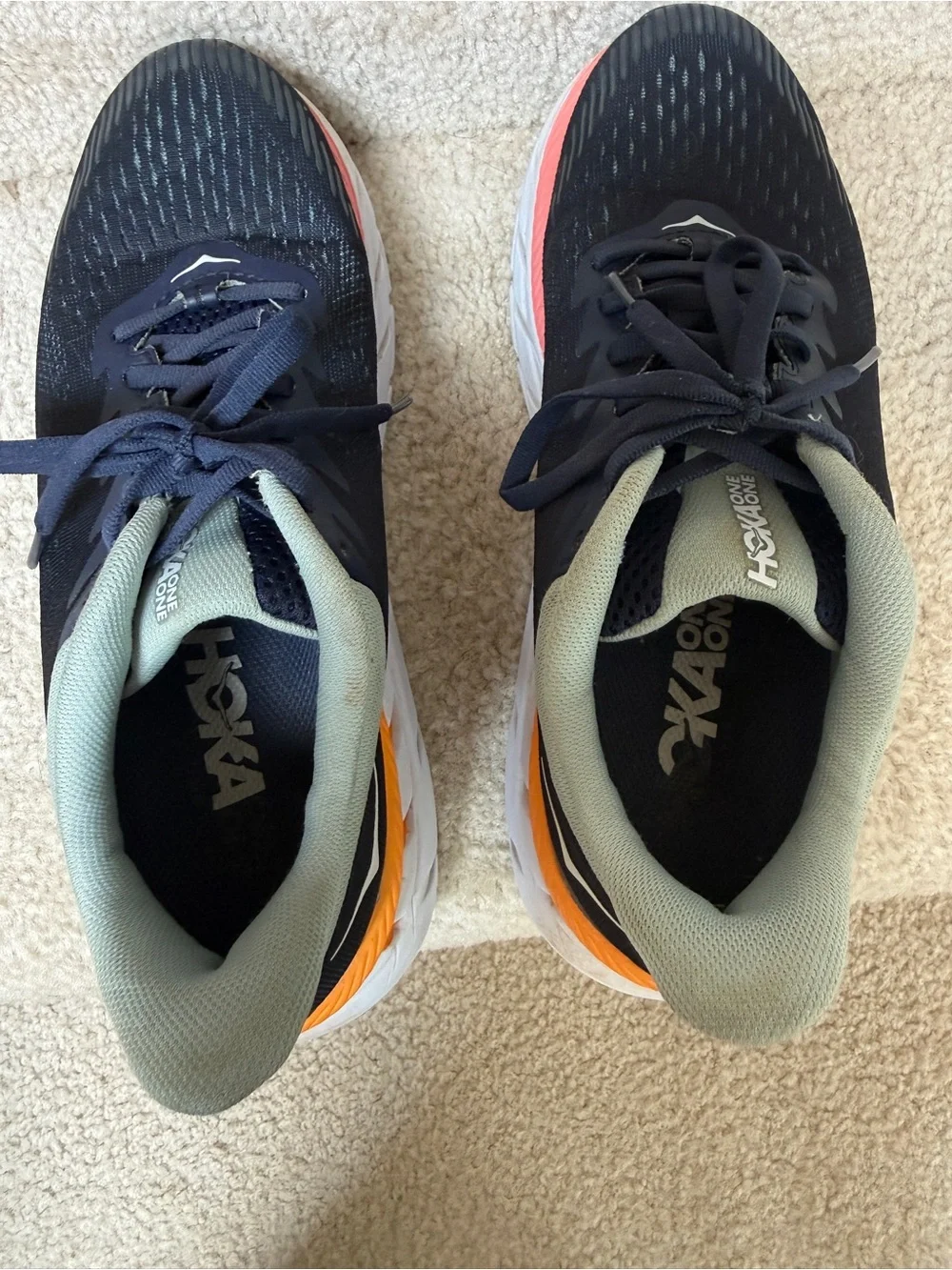 Hoka One One Clifton 7 Women’s Running Shoe Navy With Orange Coral Trim Size 8